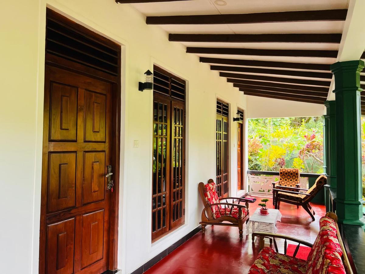 סיגירייה Sigiri Budget Homestay מראה חיצוני תמונה